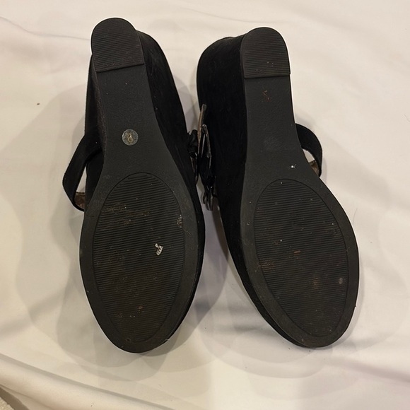 Split Black Women's Shoes - Picture 4 of 5